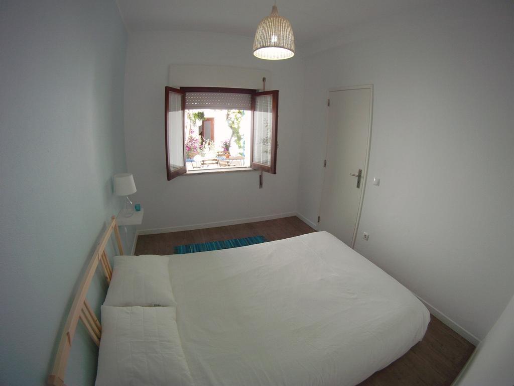 Ahoy Porto Covo Hostel Pokoj fotografie